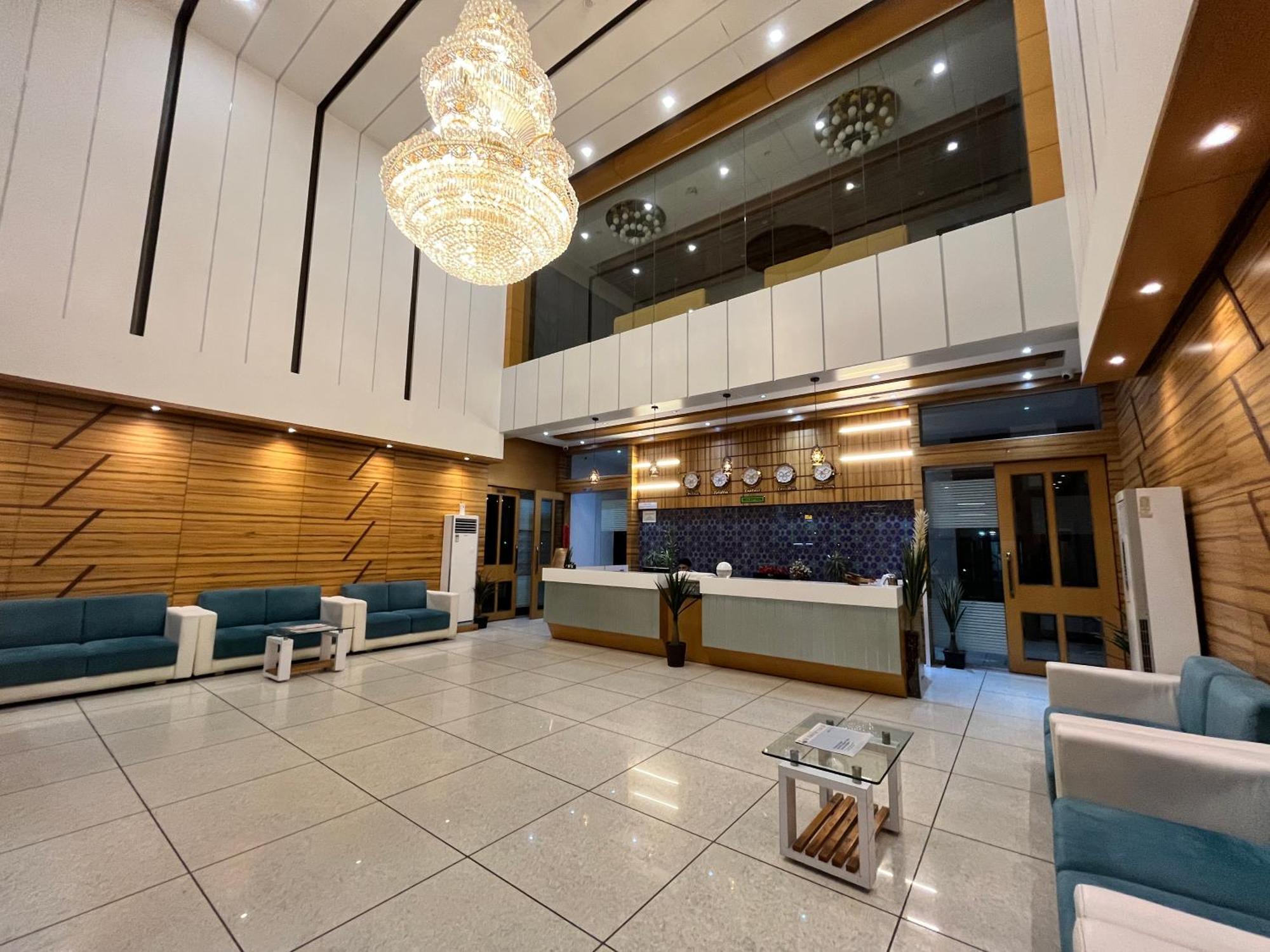 Hotel Grand Darshan 바도다라 외부 사진