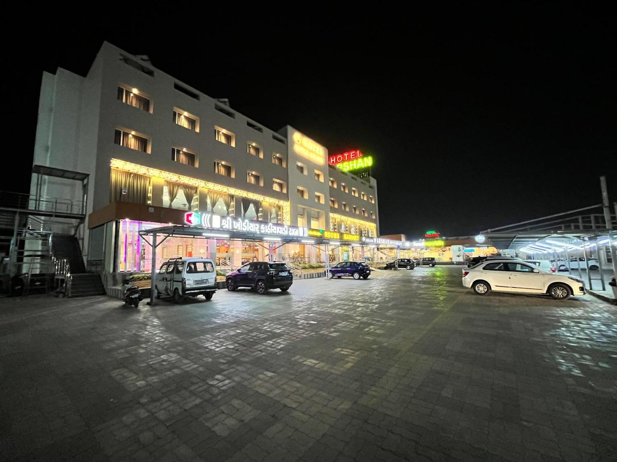 Hotel Grand Darshan 바도다라 외부 사진