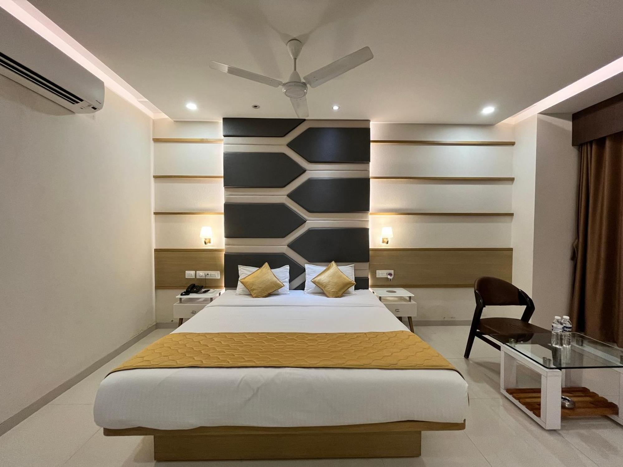 Hotel Grand Darshan 바도다라 외부 사진